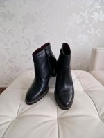 Tamaris Leder Boots Stiefel Stiefelette schwarz Gr. 40 Niedersachsen - Göttingen Vorschau