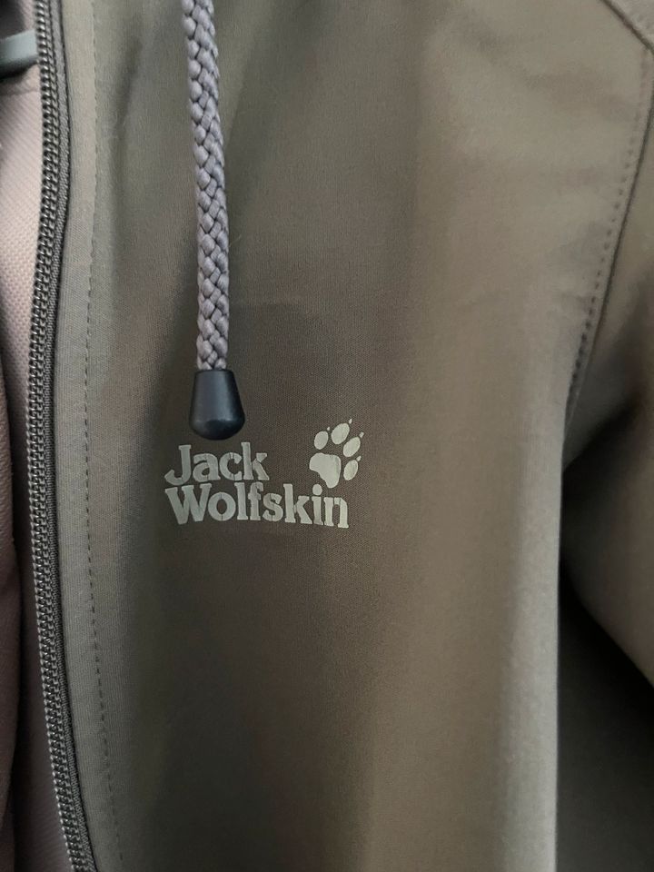 Jack Wolfskin softshell Jacke in Lauenburg