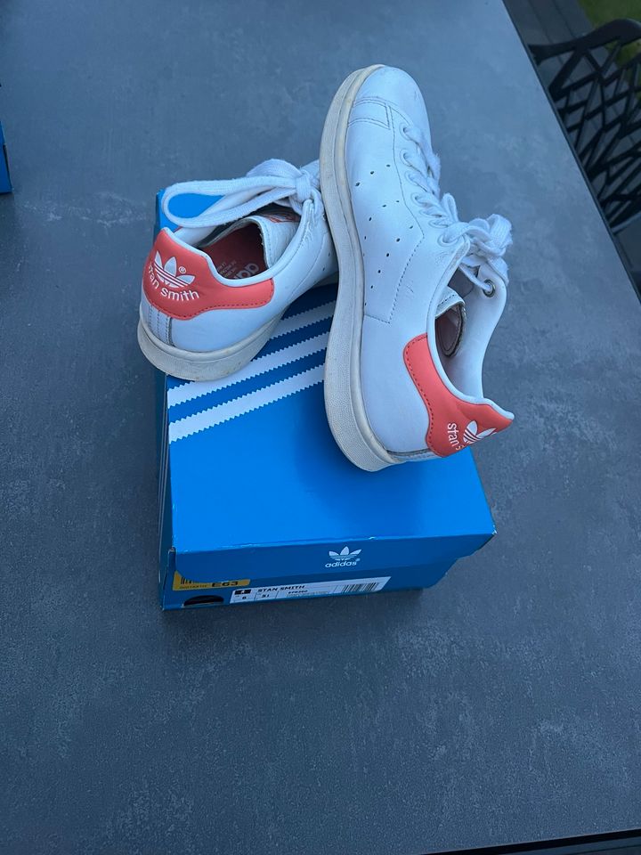 Adidas Stan Smith Gr 38 2/3 in Düsseldorf