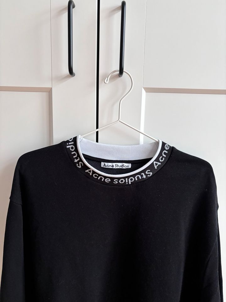 Acne Studios Herren Pullover schwarz Größe S in München