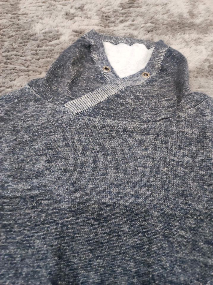 Herren Kleiderpaket / Größe M / S.Oliver / Jack & Jones / T-Shirt in Waiblingen