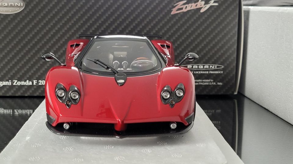 1:18 Pagani Zonda F 2005 Rosso Monza carbon Almost Real in Katzenelnbogen