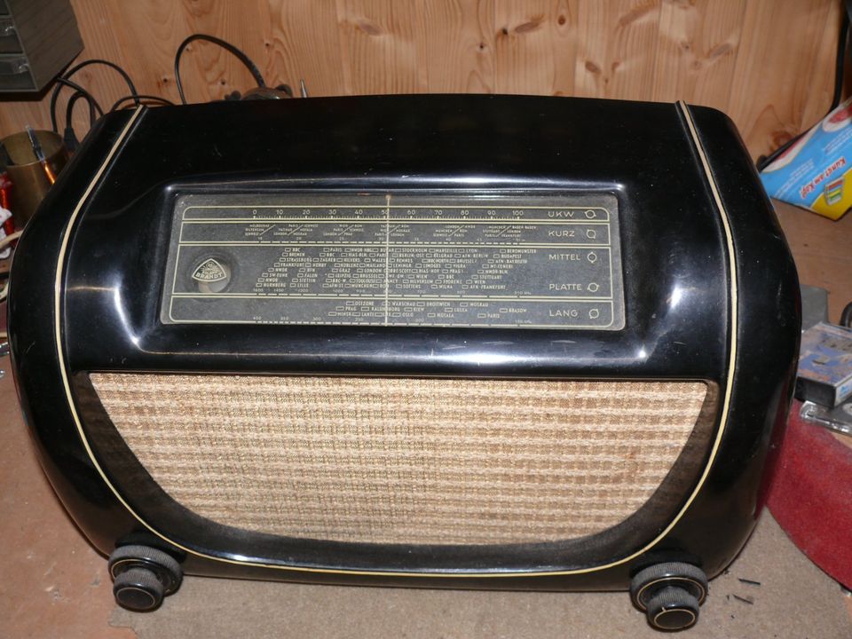 Röhrenradio ROLAND BRANDT 5651W 1950 BAKELIT UKW PENDLER in Heusweiler