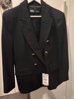 Blazer Zara schwarz mit goldenen Knöpfen! Köln - Ostheim Vorschau