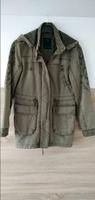 Mantel, Parka, Jacke, grün, Gr. 36, Stickereien Niedersachsen - Bad Pyrmont Vorschau