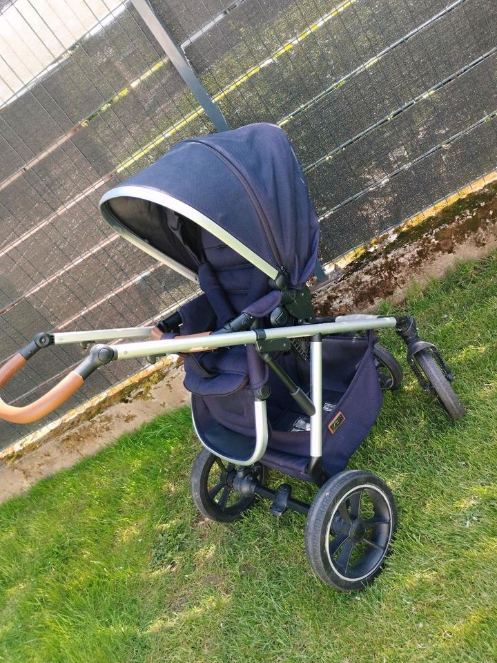 Kinderwagen Moon Nuova in Hessisch Oldendorf