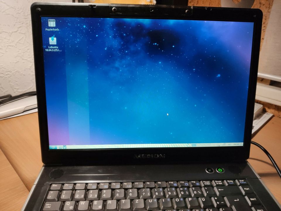 Laptop Medion MIM2260 15" 2Gb RAM 160 Gb HDD teildefekt in Dresden