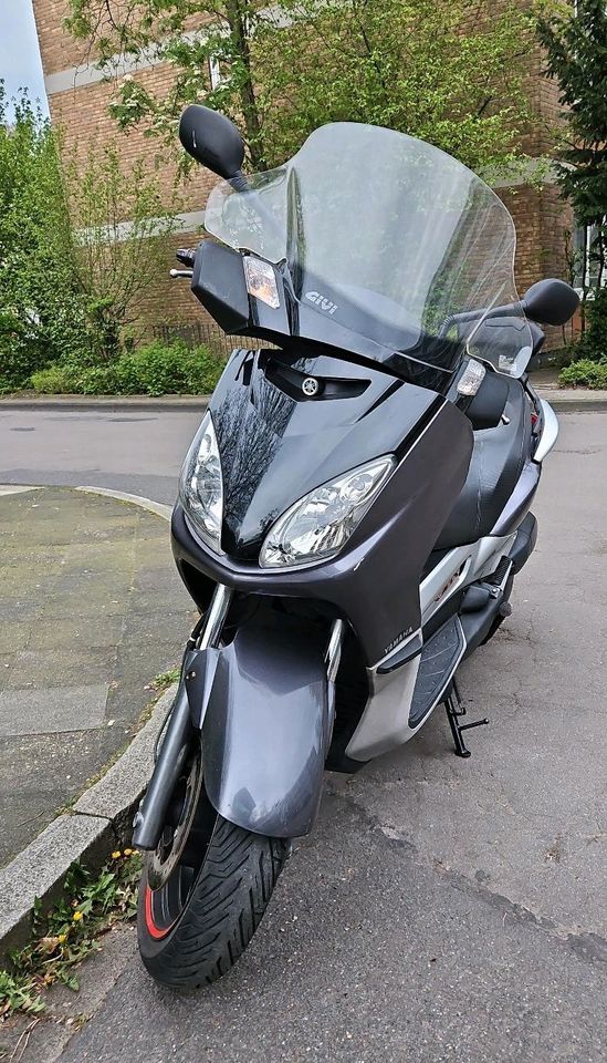 Yamaha xmax 125 in Düsseldorf