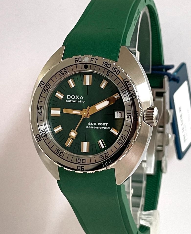 Doxa Sub 200T SEA EMERALD - 100% Neuware - 804.10.131S.26 in Castrop-Rauxel