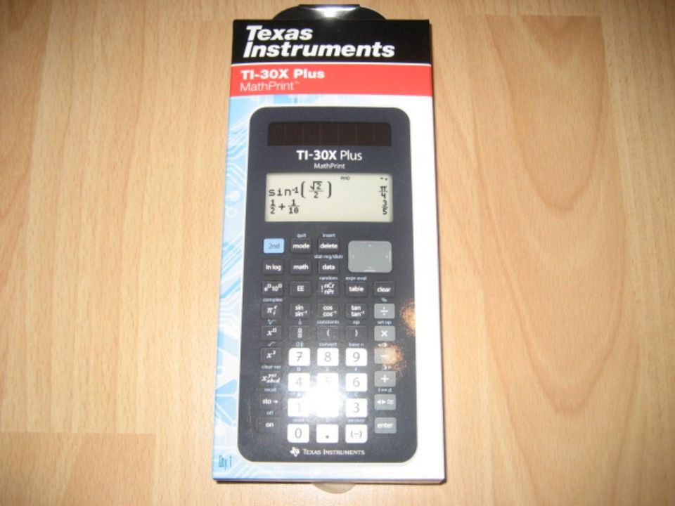 Taschenrechner Texas Instruments TI-30X Plus in Balingen