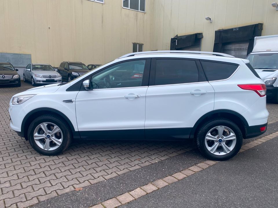 Ford Kuga Sync Edition 1 Hand Scheckheft in Schwabach