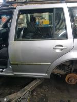 Vw Bora Golf 4 Variant tür hinten links Silber Nordrhein-Westfalen - Meinerzhagen Vorschau