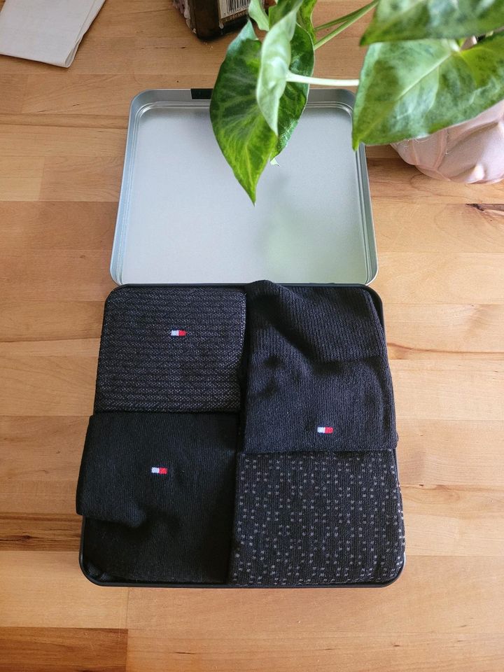 4er Pack Socken von Tommy Hilfiger inkl. Geschenkbox in Leipzig