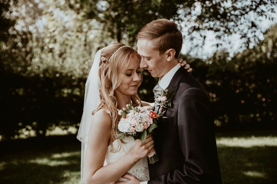 Brautpaarfotos/Hochzeitsfotografin/wedding/fotografin in Eschwege