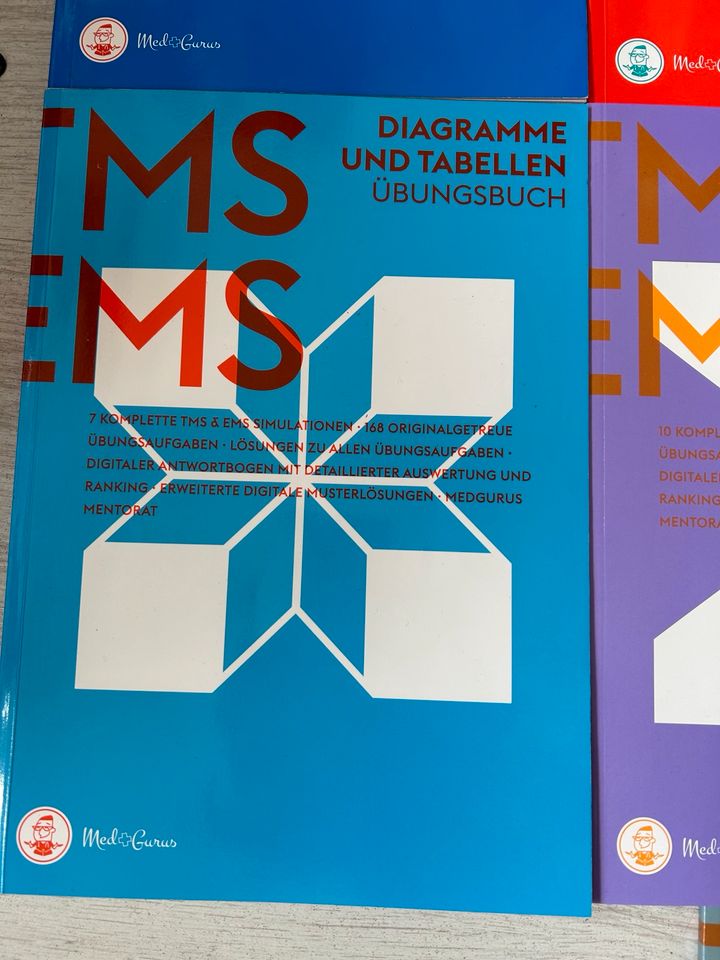 TMS/EMS Übungsbücher Medgurus in Gievenbeck