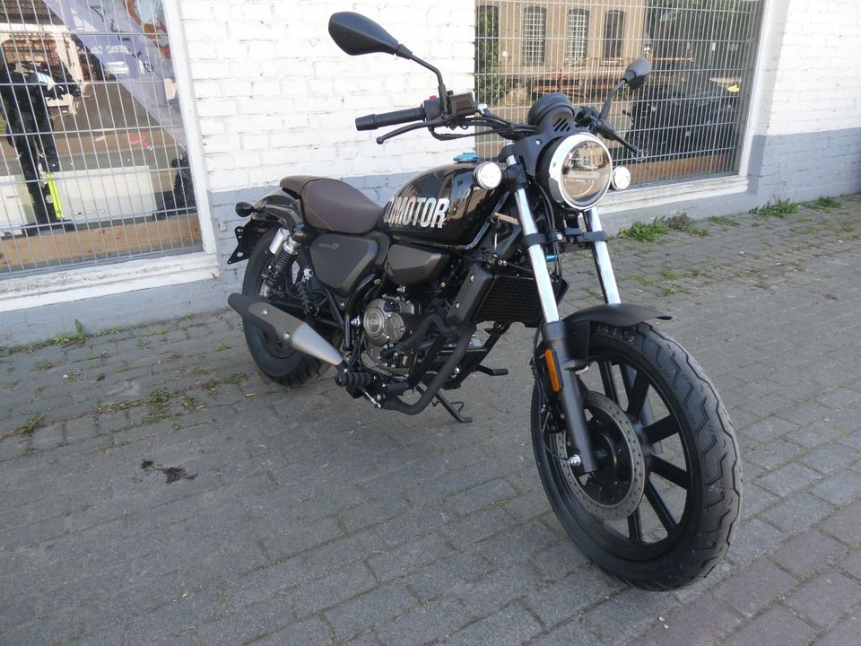 Neufahrzeug Motorrad QJMOTOR SRV PRO 125 Dark Purple Chopper in Horn-Bad Meinberg