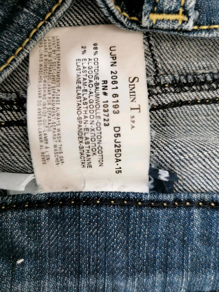 Damen Jeans GA Giorgio Armani AJ, Size 31, stonewashed in Stuttgart