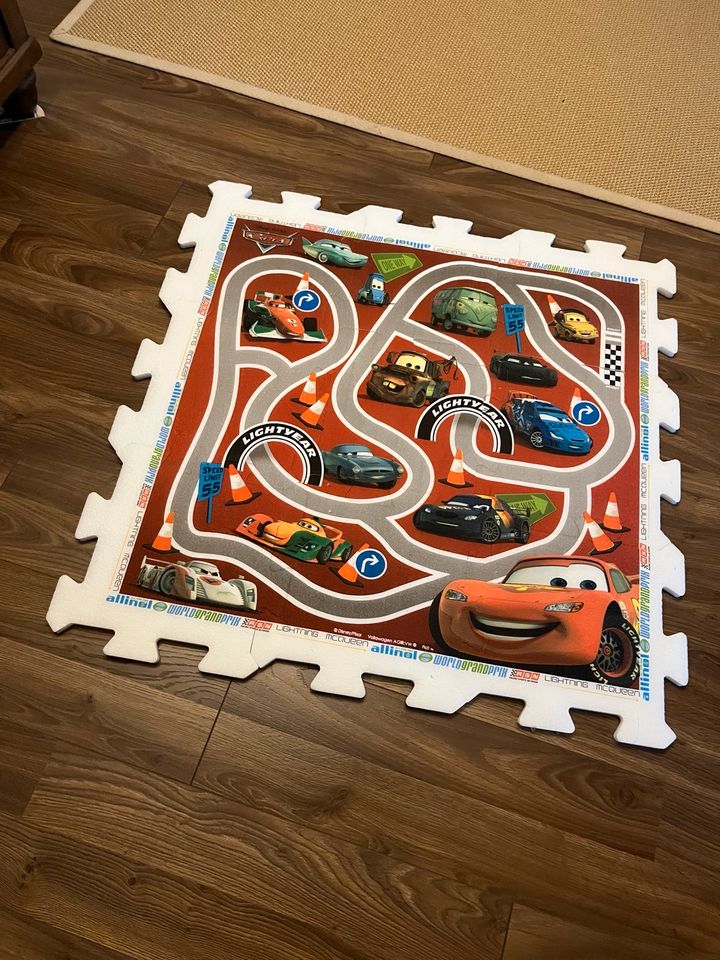 Spielteppich Puzzle Cars in Platten