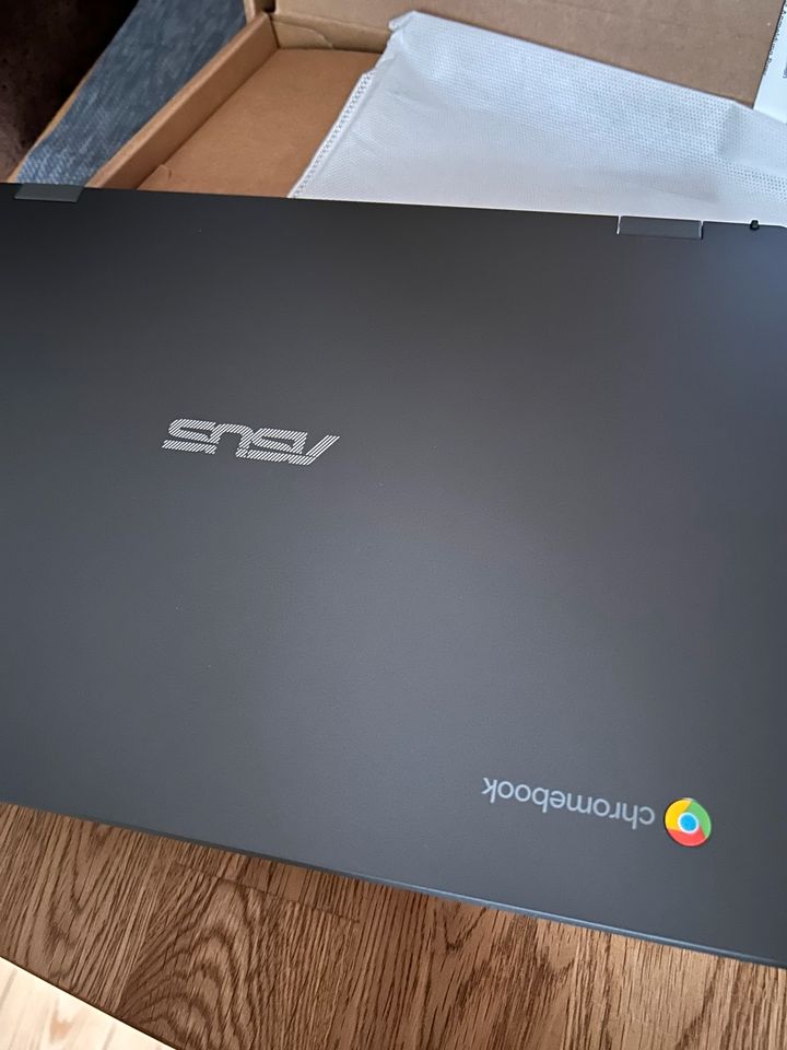 Asus Chromebook CM140 Neu in Duisburg