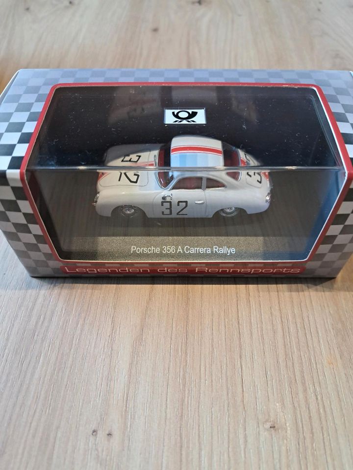 8 Porsche Modellauto  1:43 in Bad Bederkesa