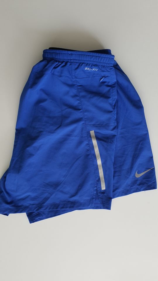 Nike Laufshorts Laufhose Shorts Dry Fit Gr. L Top! Puma Adidas in München