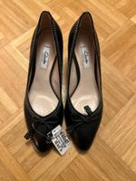 Schwarze Pumps von Clarks - ungetragen mit Etikett 39 München - Sendling Vorschau