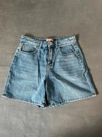 blaue Shorts Niedersachsen - Laatzen Vorschau