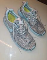Nike Run Laufschuhe, Sneaker, Sportschuhe Sachsen-Anhalt - Aschersleben Vorschau