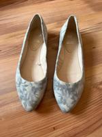 Caprice Ballerina Schuhe Blüten-/blättermuster Gr. 37 Leder Sachsen - Wilsdruff Vorschau