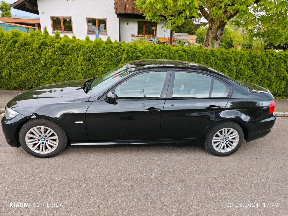 BMW e90 320d 2009 in Friedrichshafen