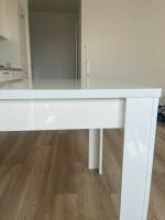 Weiß glänzender Tisch Niedersachsen - Harsefeld Vorschau