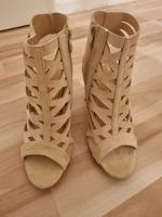Neu: High Heels von Kayla Größe 39 beige 10€ inkl. Versand Schleswig-Holstein - Altenholz Vorschau