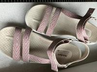 Skechers Sandalen gr 38 39 Arch Comfort NEU Niedersachsen - Papenburg Vorschau