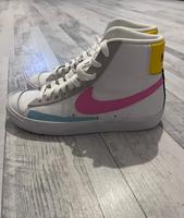 Nike Blazer Mid 77 Vintage Pastel Baden-Württemberg - Oberhausen-Rheinhausen Vorschau