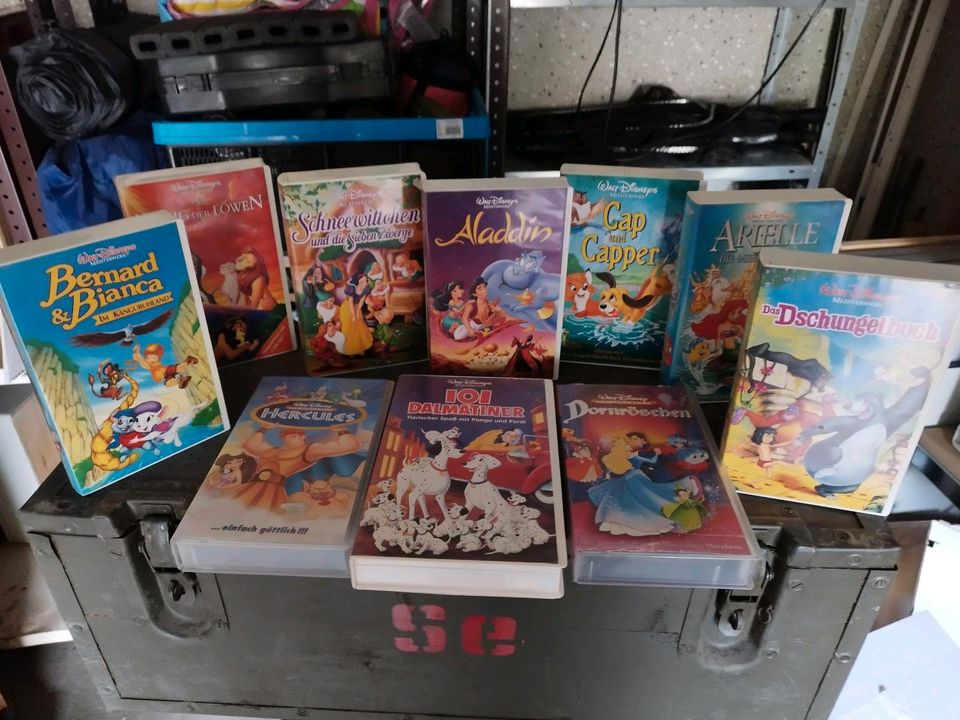 Walt Disney VHS Filme 10 Stück in Niederkassel