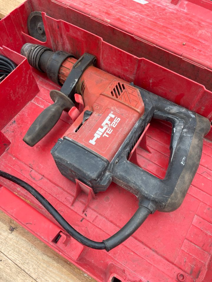 Hilti TE 25 Schlagbohrmaschine Bohrhammer Bohrmaschine Bau in Halver