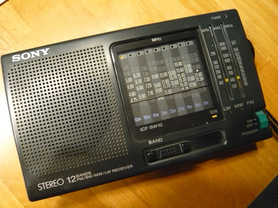 SONY ICF-SW10, Stereo-Weltempfänger, Batterie-Radio, in Bergtheim (Unterfranken)