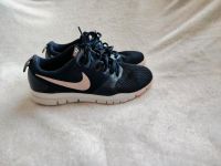 Nike Schuhe gr 36 Turnschuhe Saarland - Heusweiler Vorschau