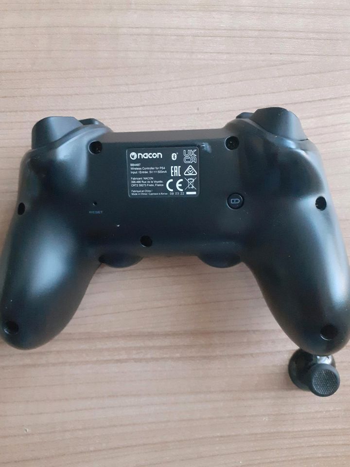 Nacon Controller für PS4 in Stuttgart