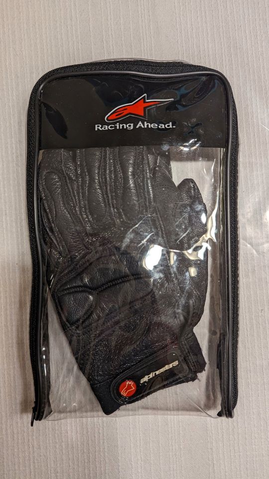 ROCC Motorradhelm Größe XS + Alpinstars Handschuhe Größe S in Löhne