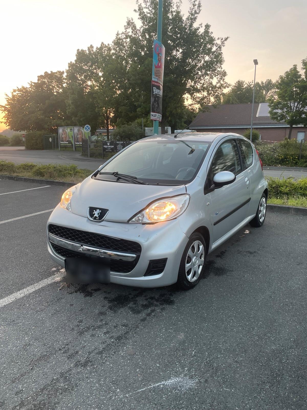 Abbildung des Autos Peugeot 107 1.0 Klima 82…