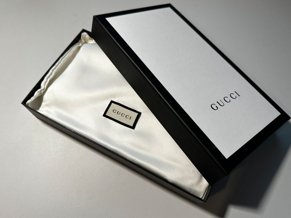 Gucci Geldbörse - Mod: 558959 Leder, Schwarz/Silber in Haibach Unterfr.