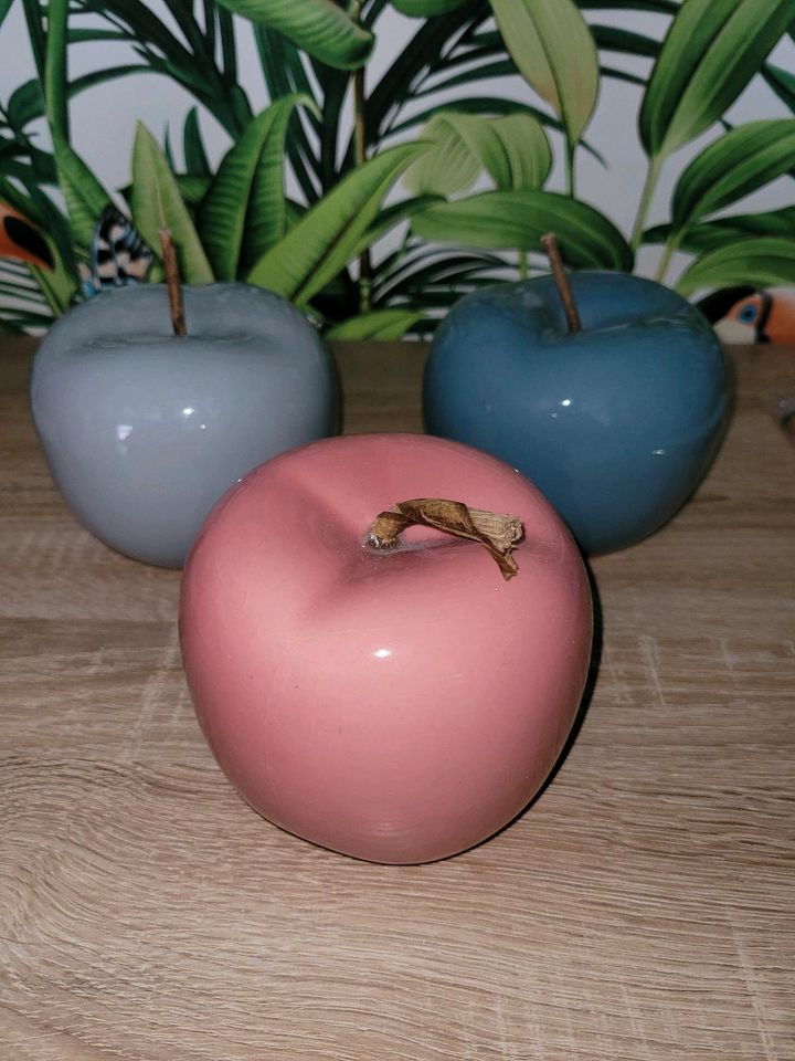 3 Große Keramik Äpfel in Eschwege