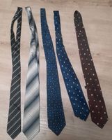 Fünf 5 Krawatten Markenkrawatten grau blau rot und schwarz Hessen - Bad Sooden-Allendorf Vorschau