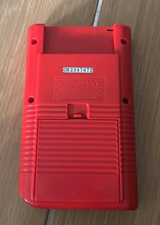 Gameboy DMG Classic Rot in Mainz