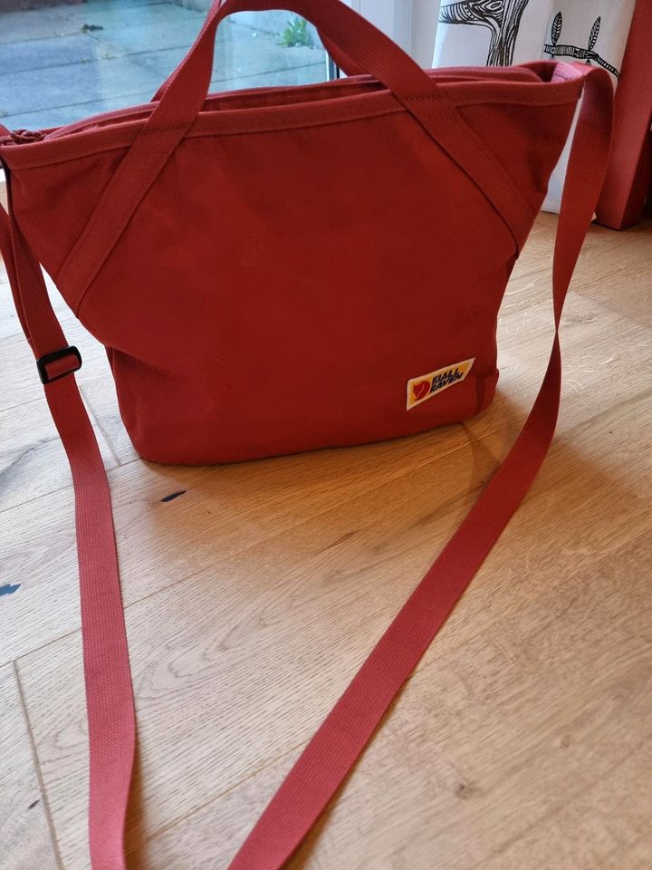 Fjällraven Tasche orange in Kassel