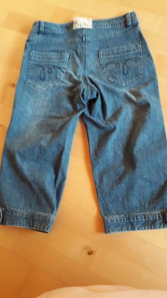 Capri Jeans von alive Gr. 152 in Brücken (bei Birkenfeld)