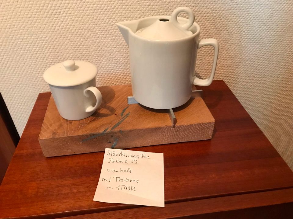 Teeset  Stövchen aus Holz Teekanne Teetasse in Tamm