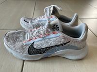 Nike Schuhe sneaker Damenschuhe Größe 38,5 Leipzig - Lindenthal Vorschau