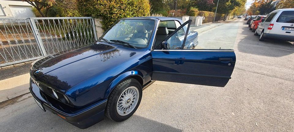 Aus Familienbesitz: Oldtimer zu verkaufen, BMW E30 Cabrio, 325i in München